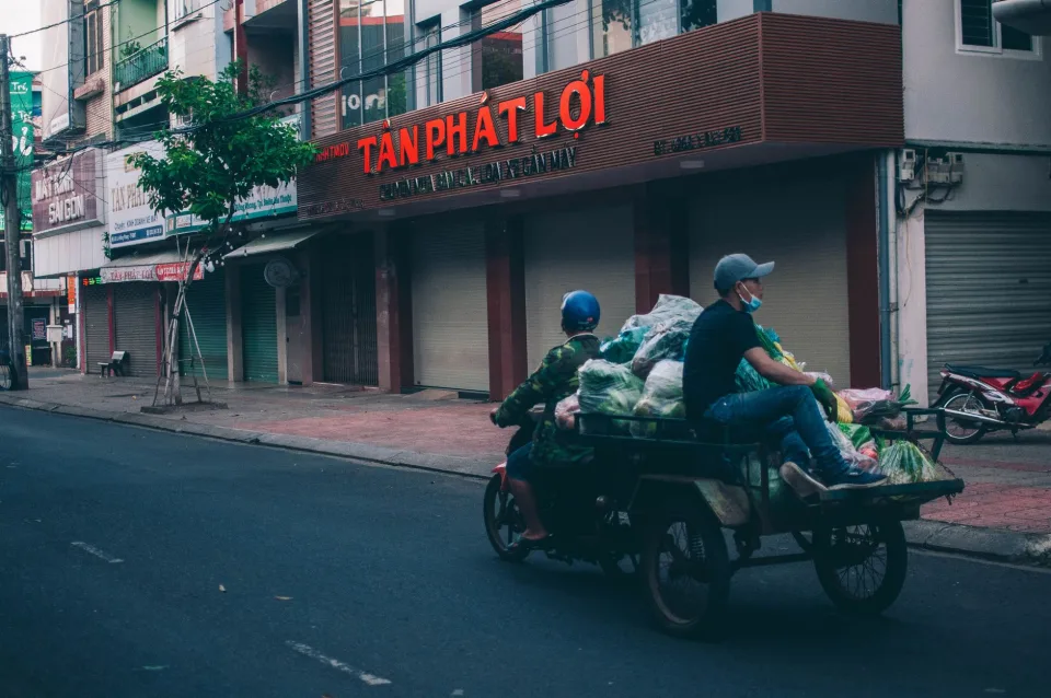 Xe 7 chỗ rộng rãi